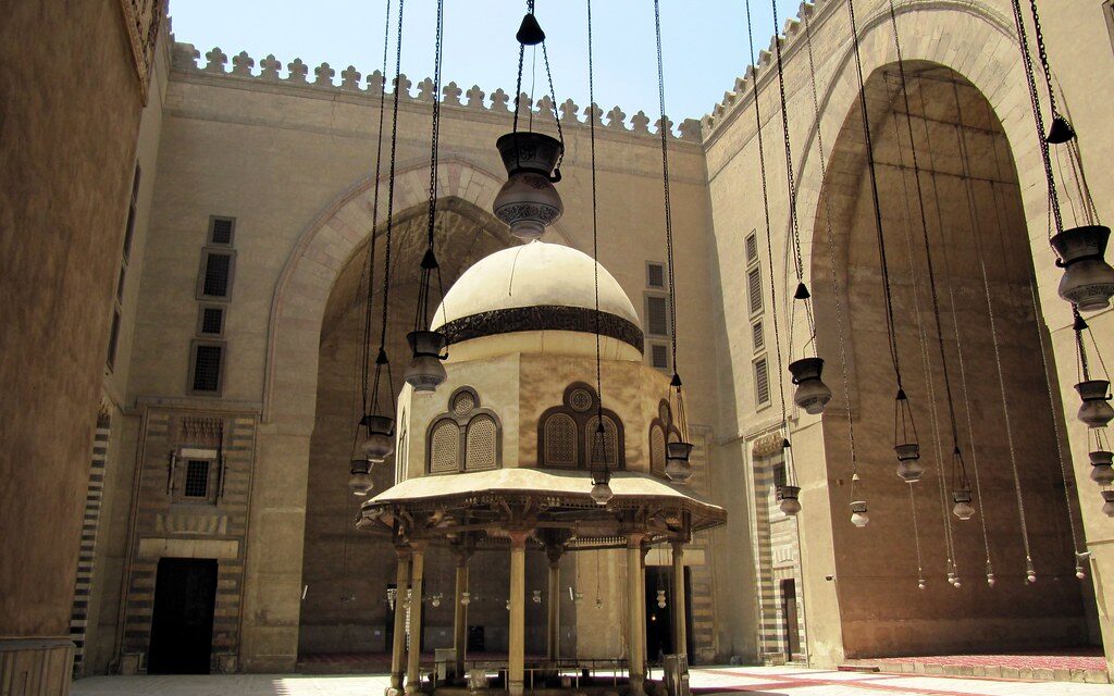 Discover Islamic Cairo in a 1 Day Tour